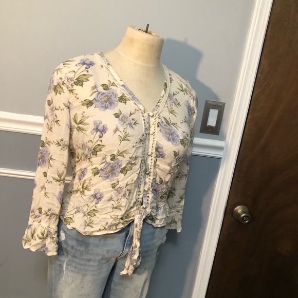 Floral Bohemian Waist Tie Blouse - Picture 2 of 4